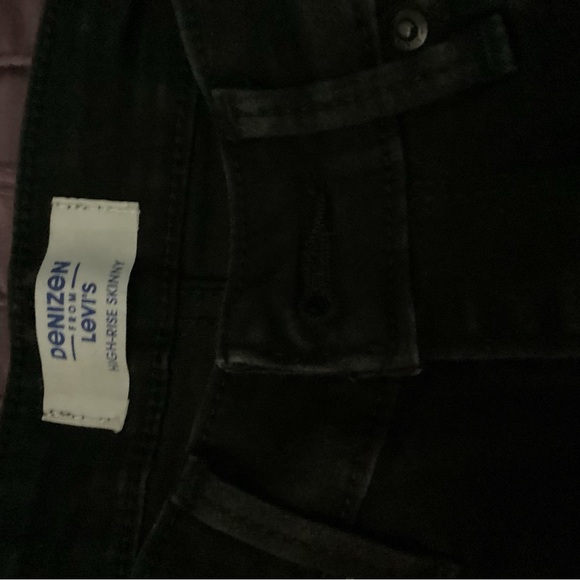 Levi's Black Denim Jeans - Picture 2 of 6
